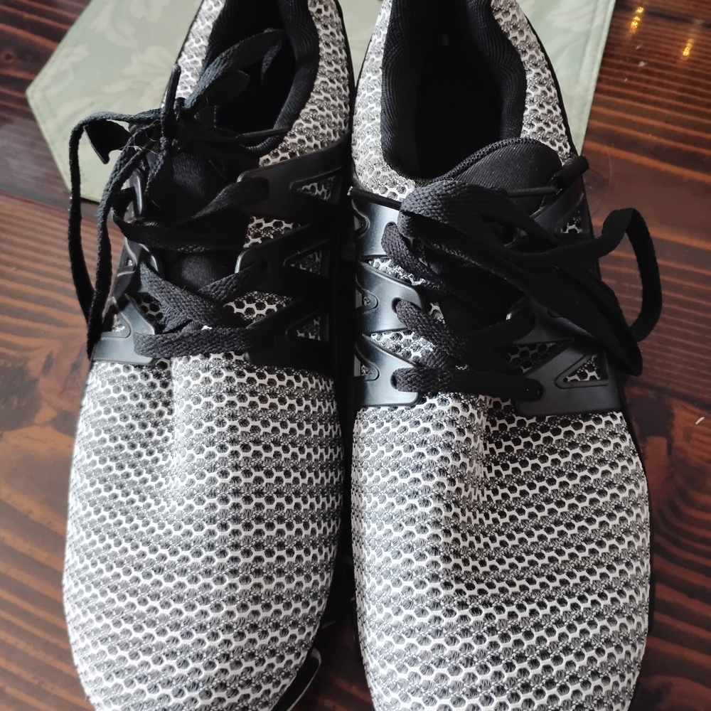 Stylish Black and Gray Men's Sneakers